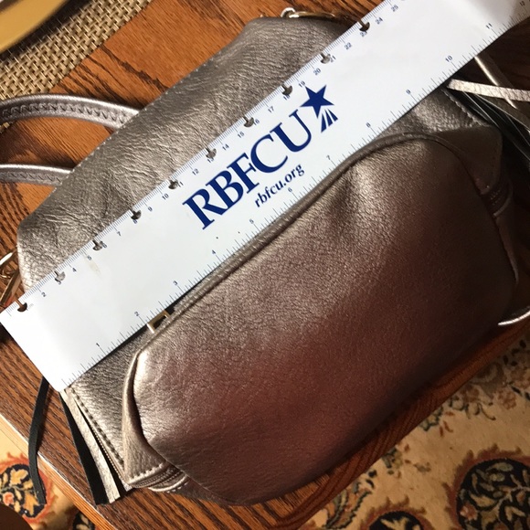 Purse with Conceal Carry includes Blackhawk holster size 4 - Picture 12 of 16